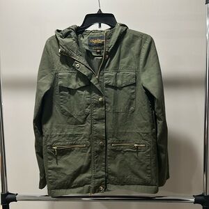 Bella Donna jacket with hood. Olive Green. Size Small.